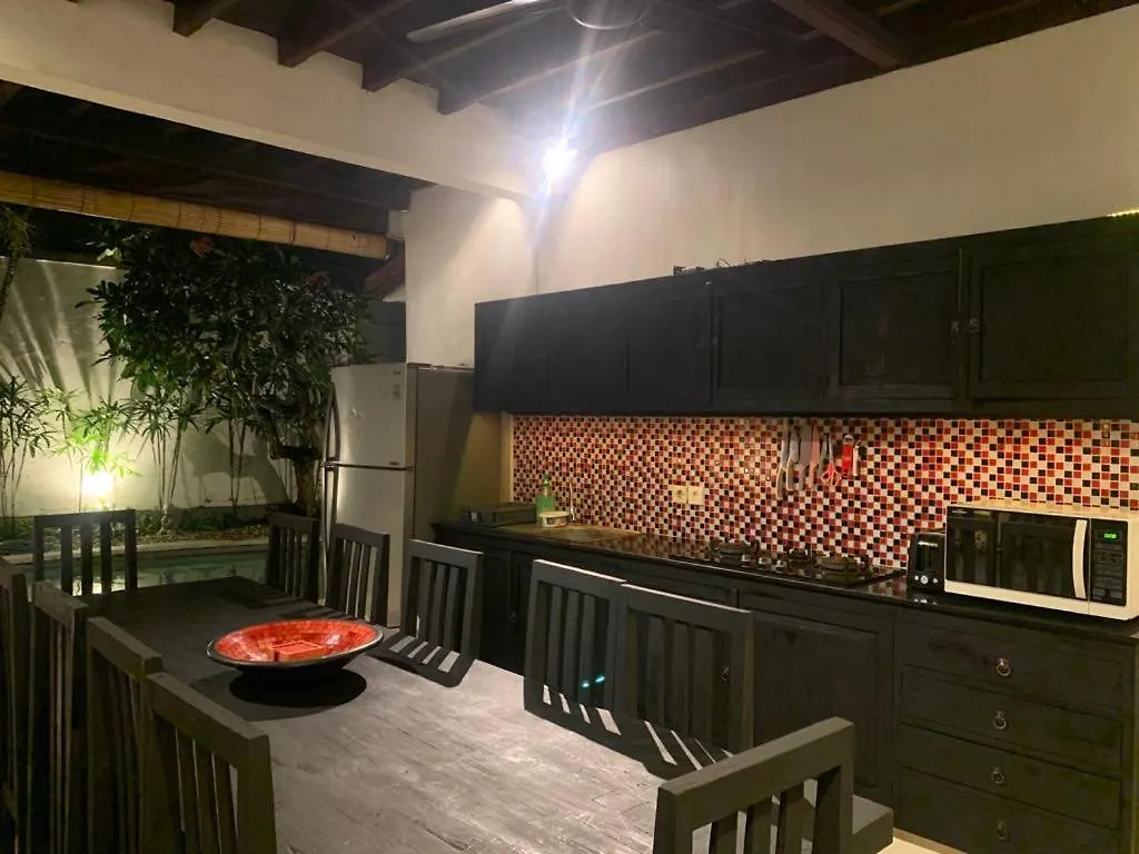 Villa Gardenia - 6 Bedrooms With Pool In Seminyak